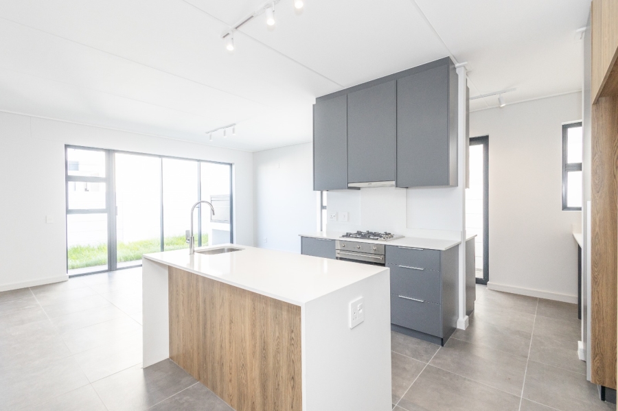 To Let 3 Bedroom Property for Rent in Le Coste Estate Western Cape